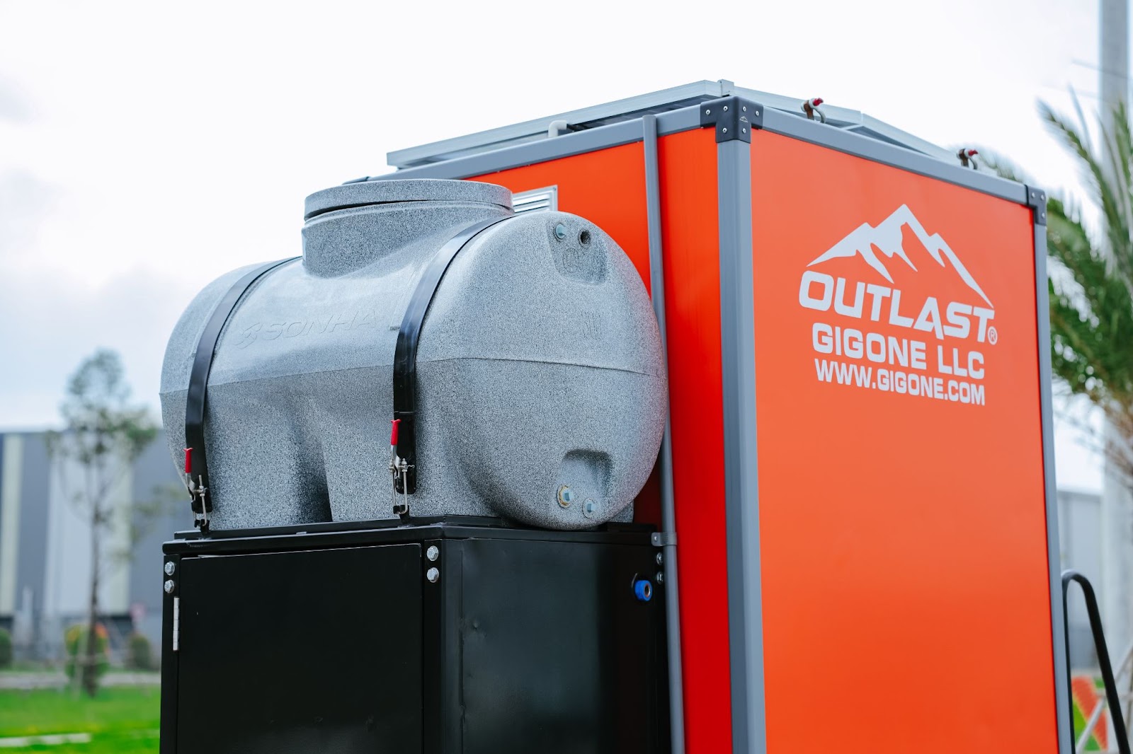 The Durability Test: How Gigone Portable Restrooms Perform in Tough Conditions