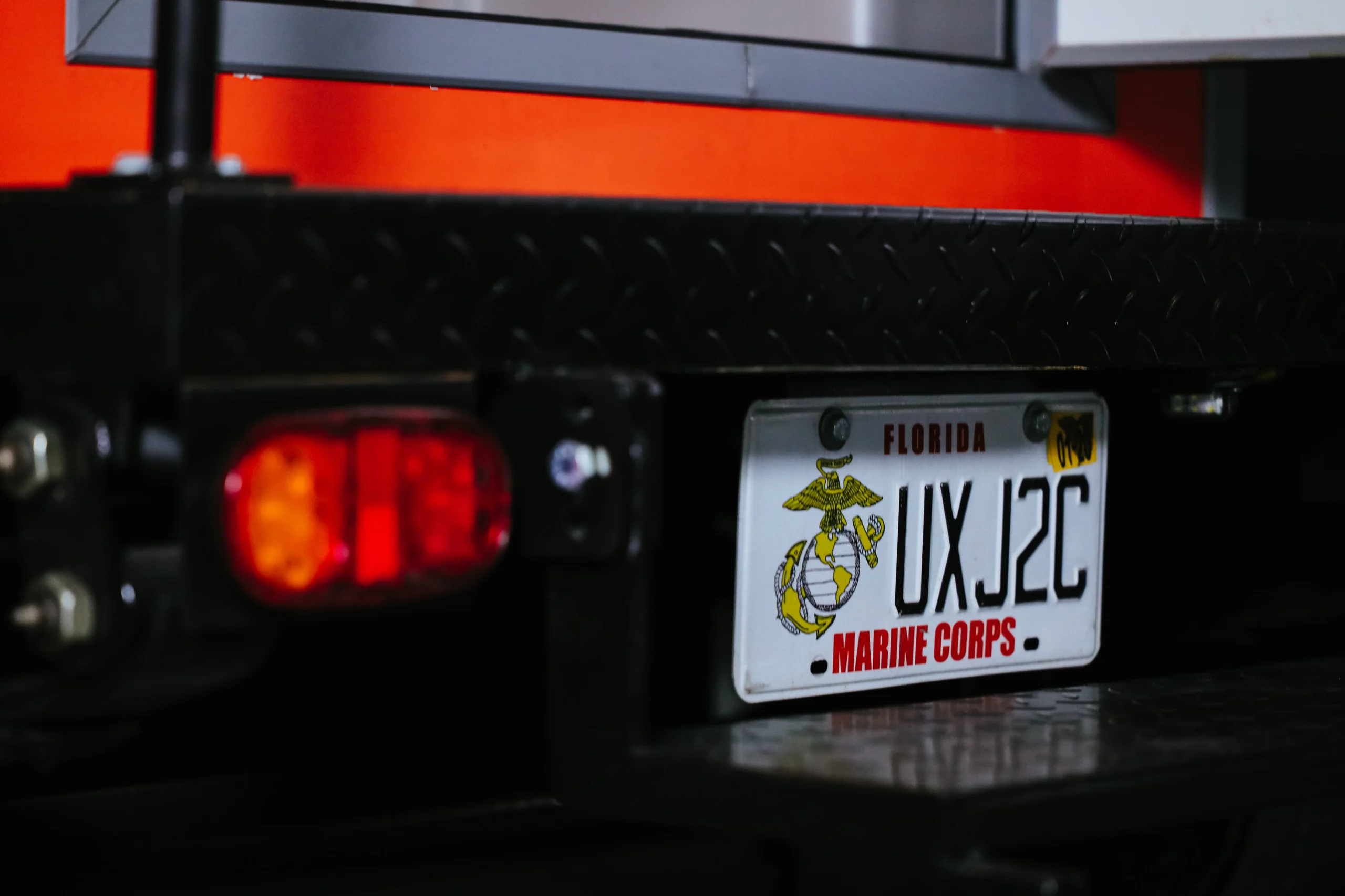 DOT VIN and DMV Compliant Portable Restrooms for Legal Deployment in the U.S. | Gigone